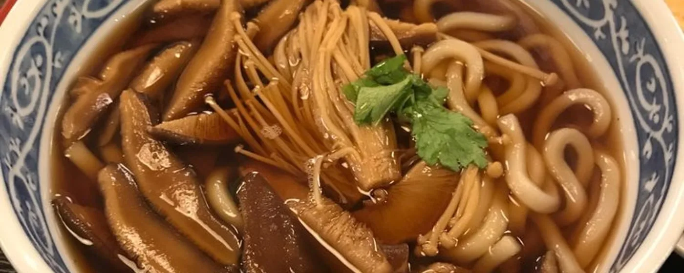 Mushroom udon at Fukagawa (Gardena)